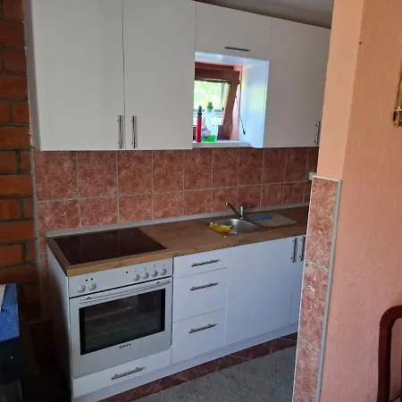 Vasilis House, Batkovic