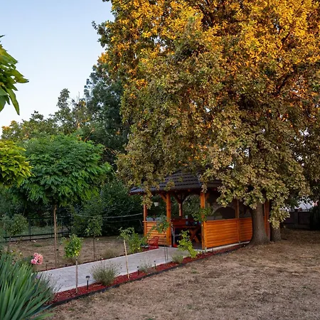 Vasilis House, Batkovic Vakantiehuis